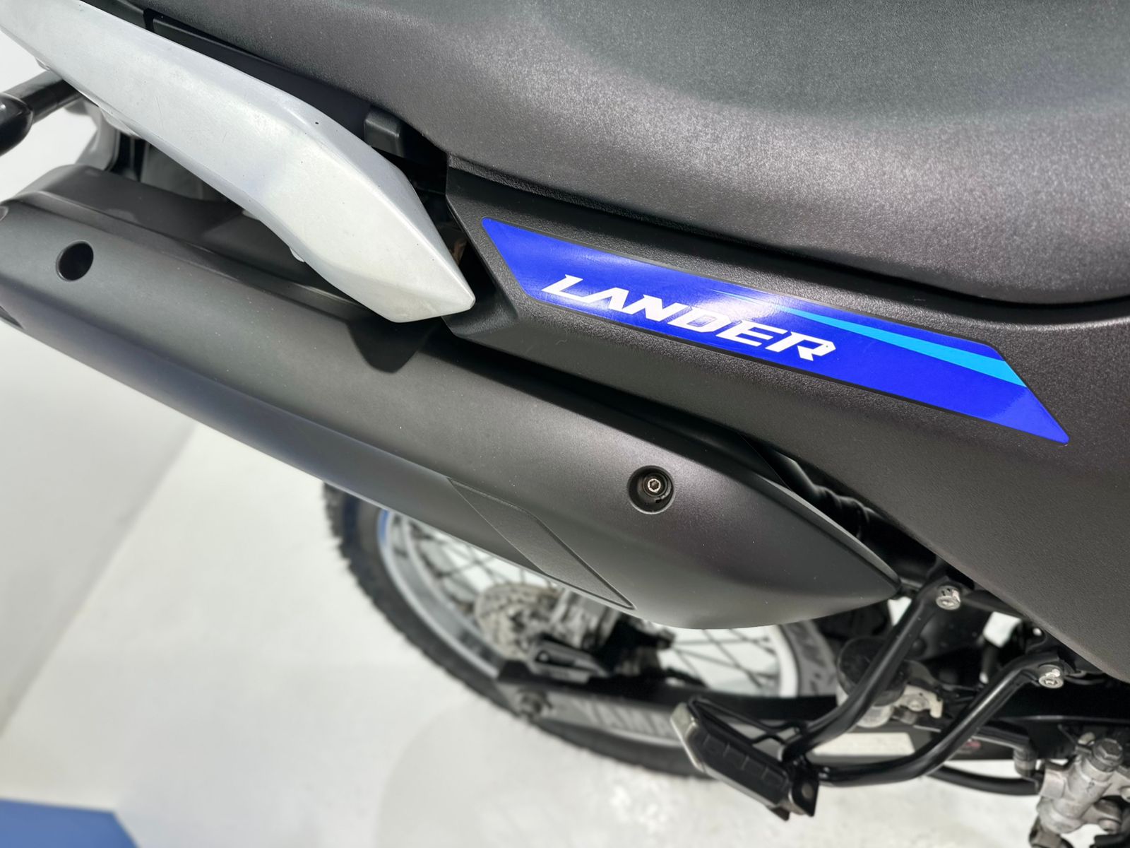 XTZ 250 Lander
