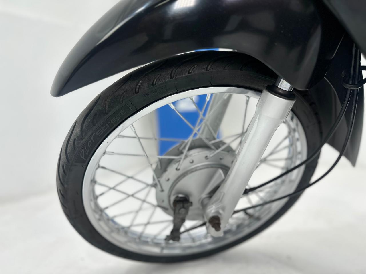 Biz 125 ES