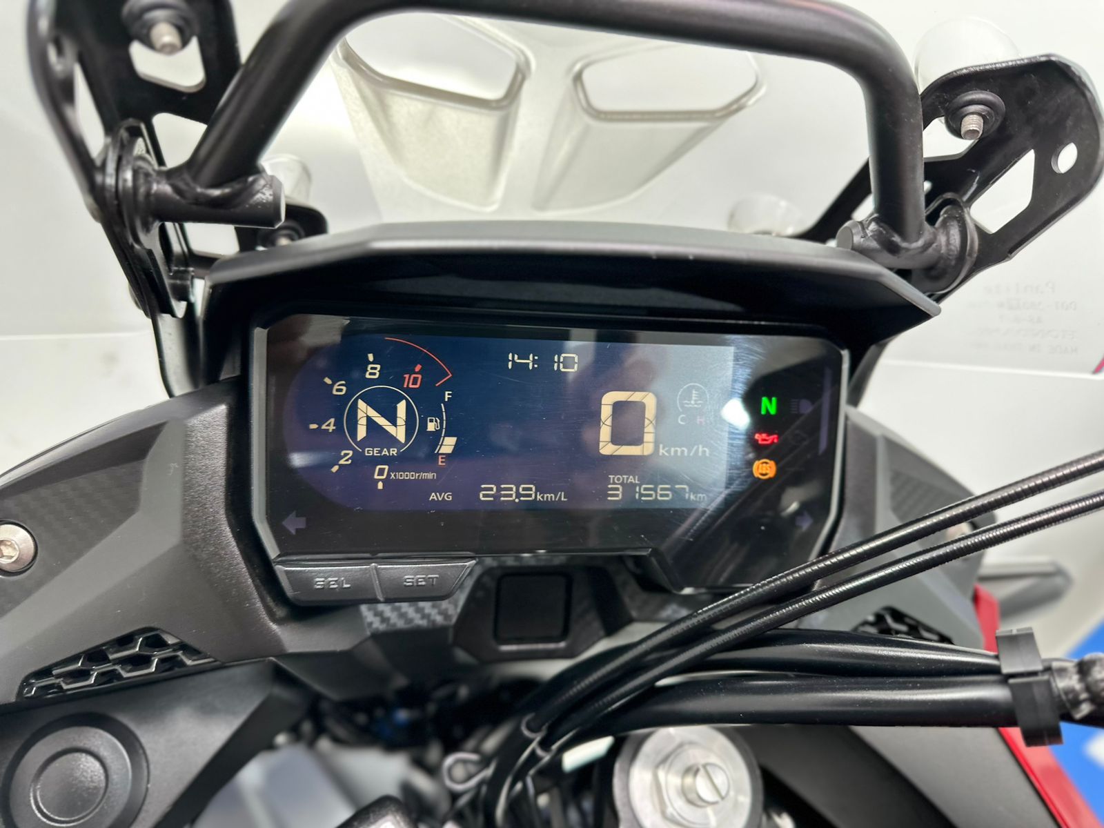 Cb 500x