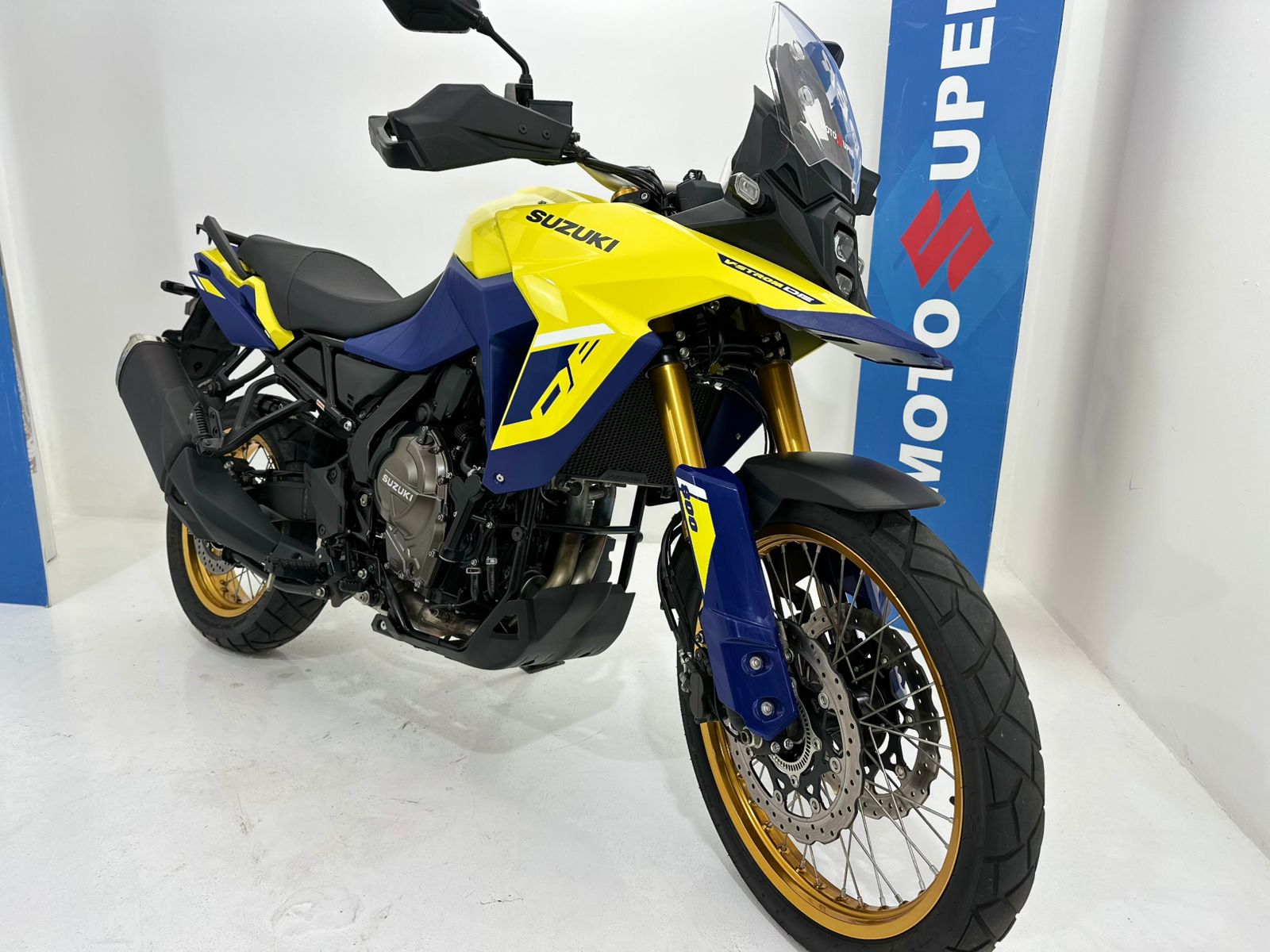 Vstrom 800 DE