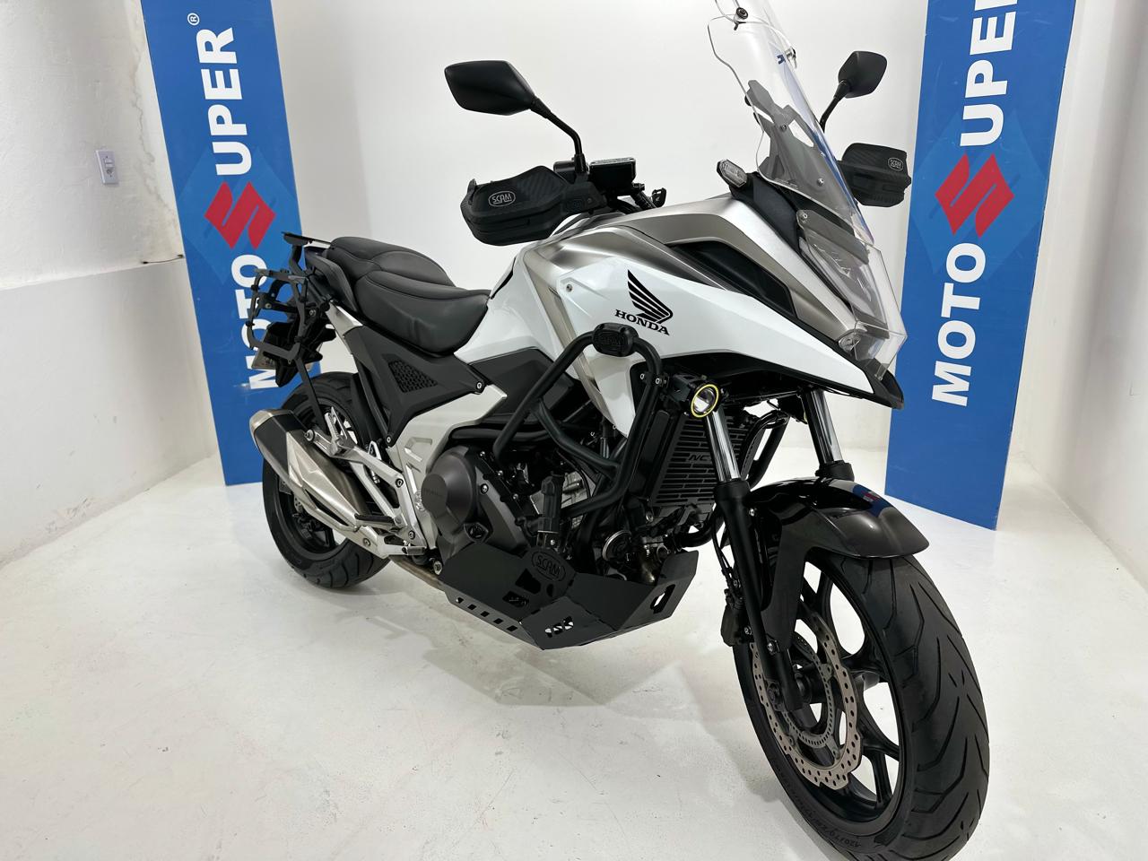 NC 750 DCT