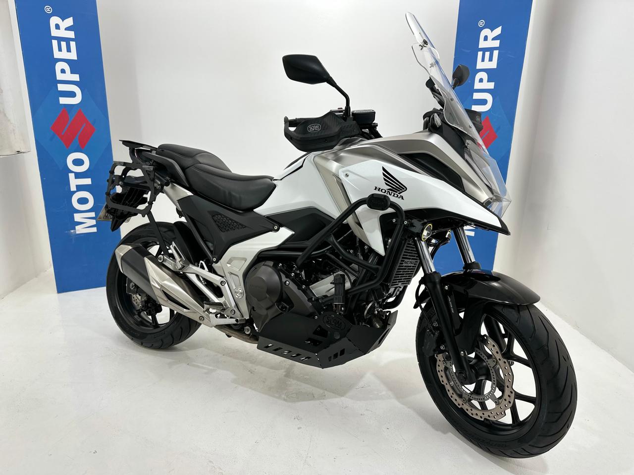 NC 750 DCT