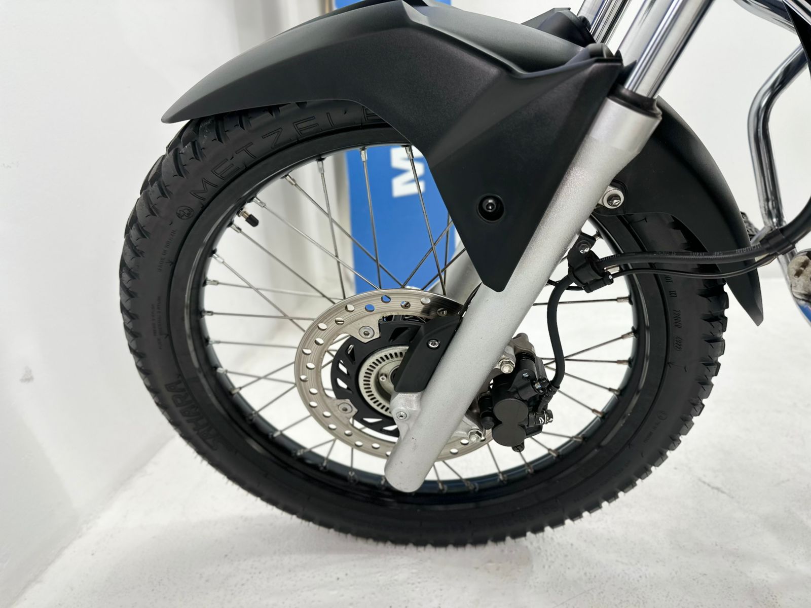 XRE 300 ABS