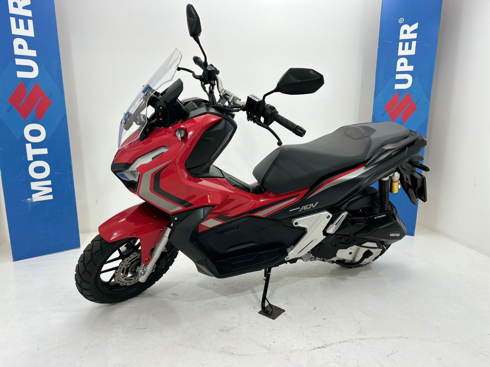 ADV 150