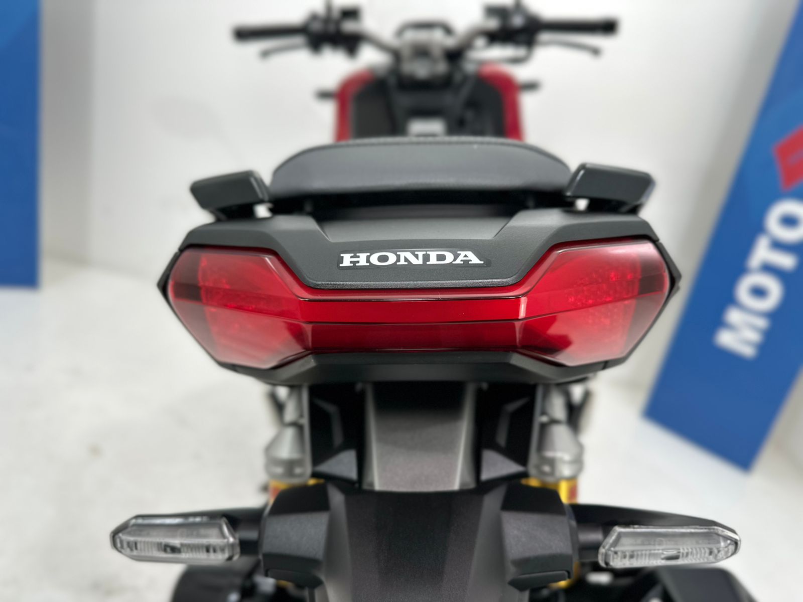 ADV 150
