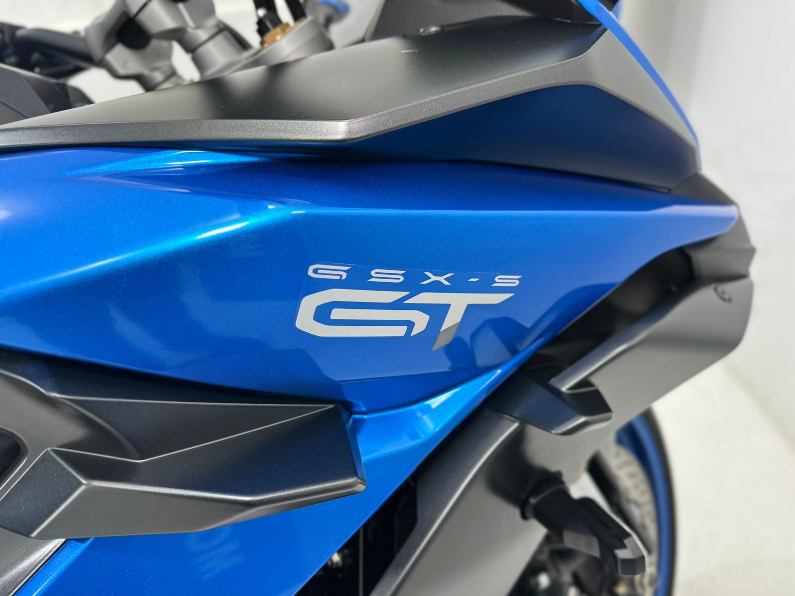 GSX-S1000 GT