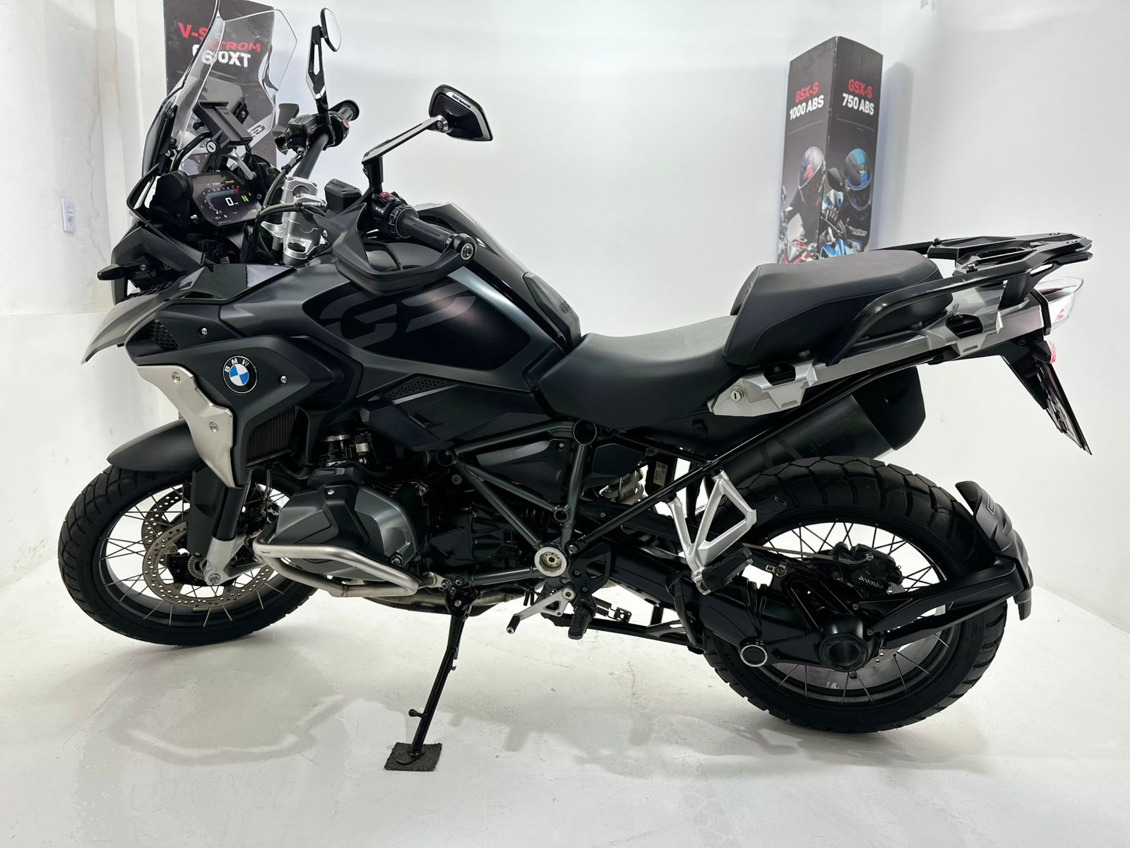 R 1250 GS Triple Black