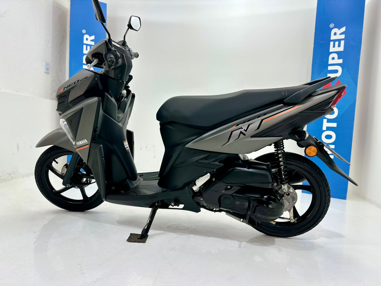 Neo 125