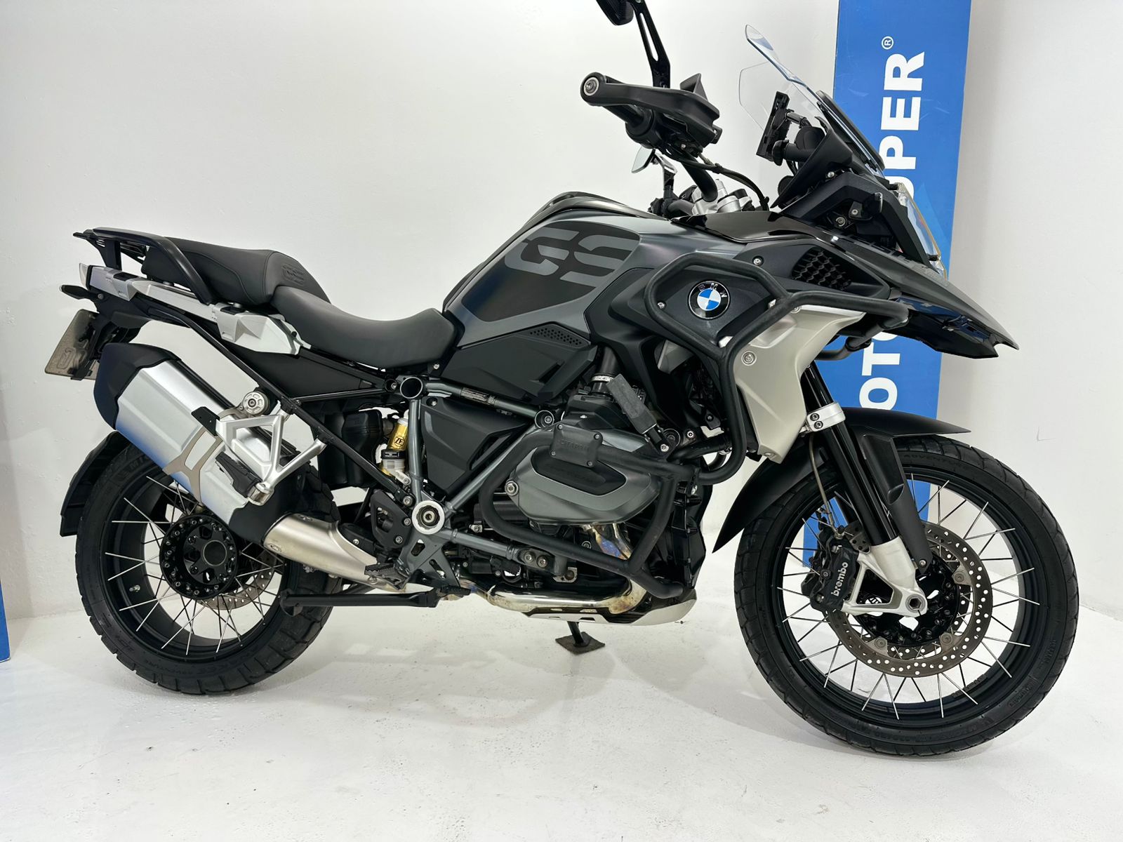 BMW R1250 Triple Black
