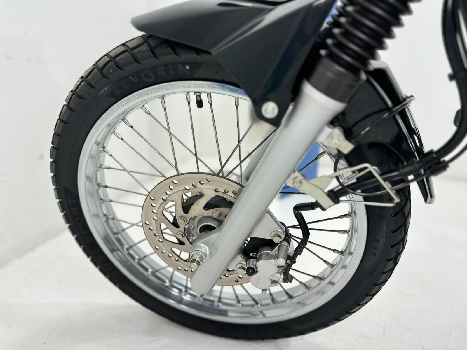 Crosser S