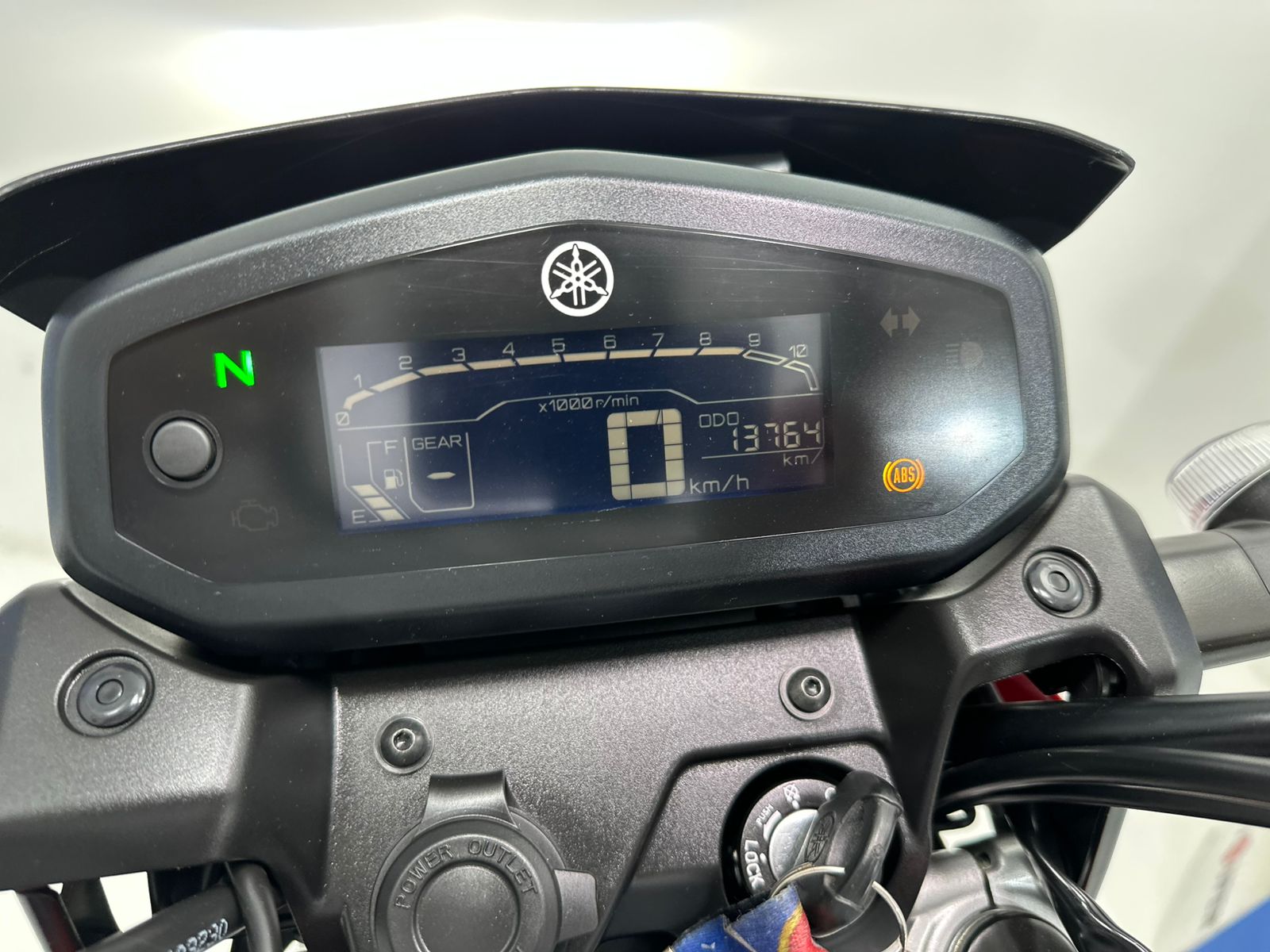 Crosser S