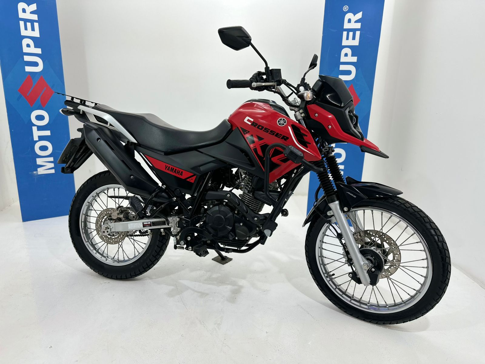 Crosser S