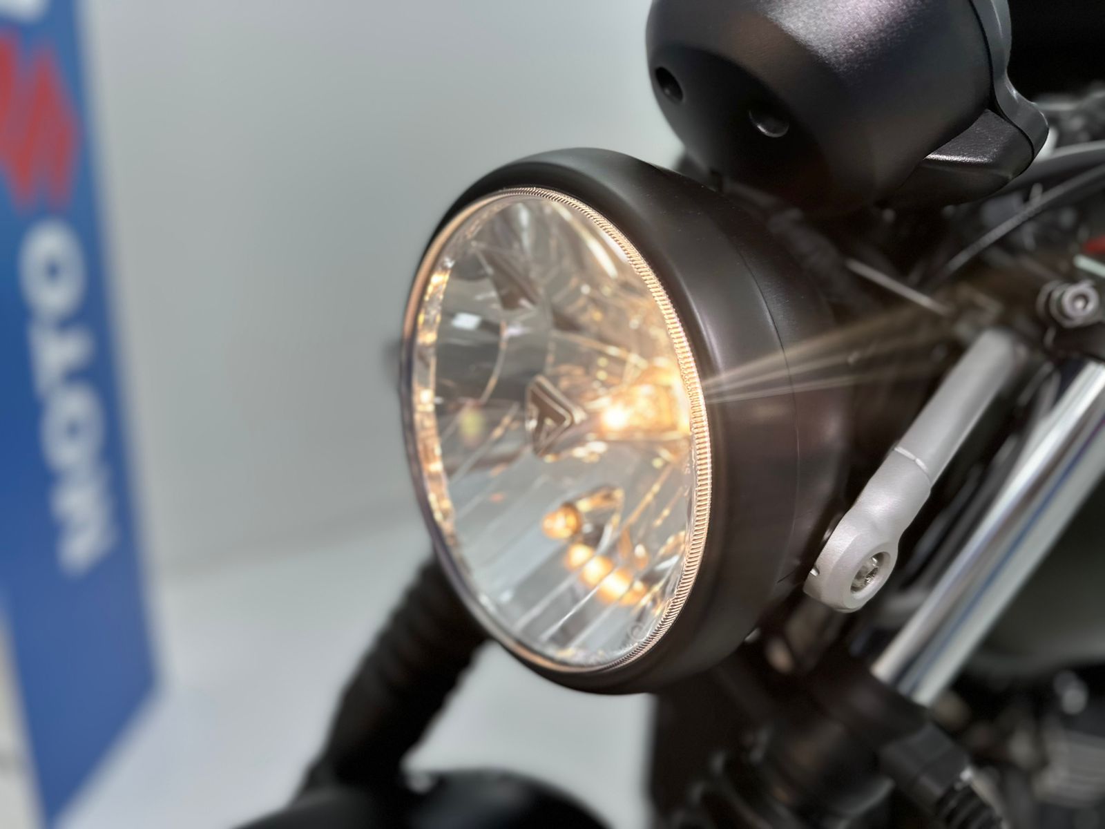 Scramber 900