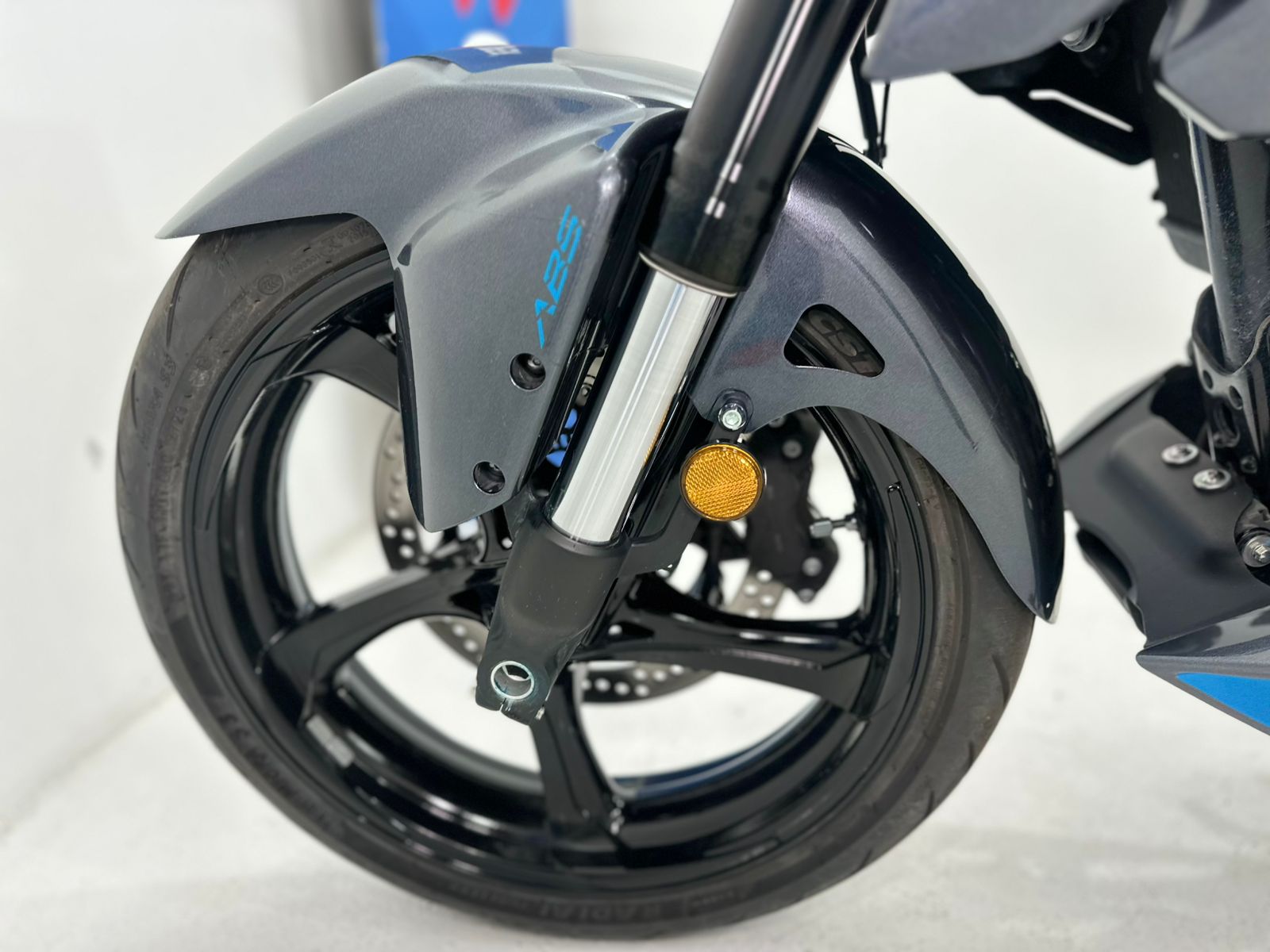 R350