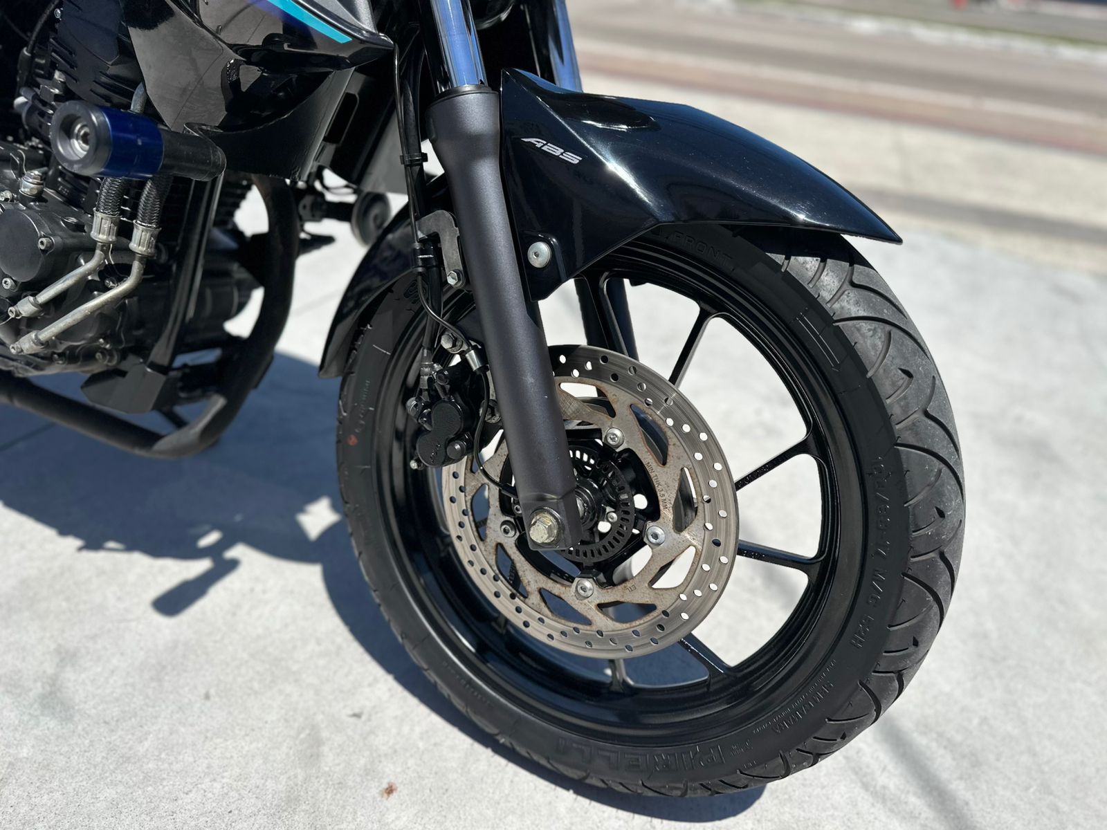 FZ 250