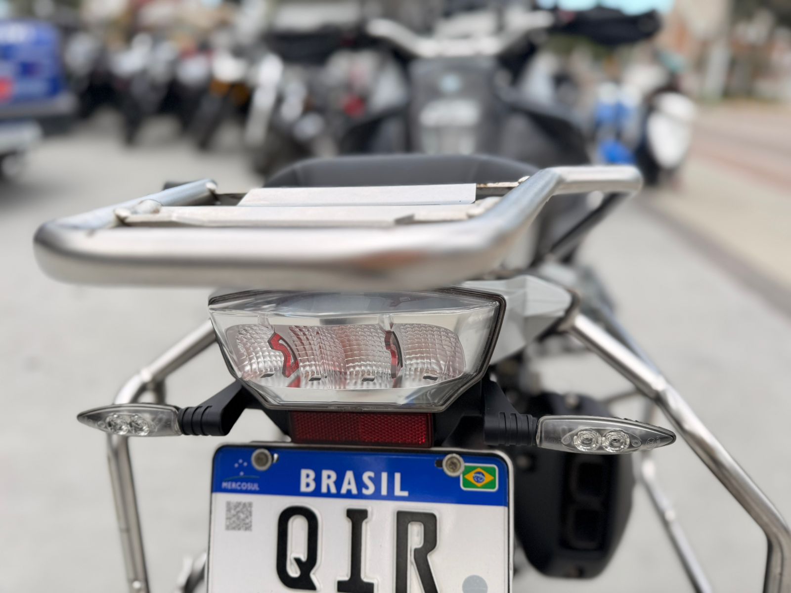 R 1200 GSA triple black