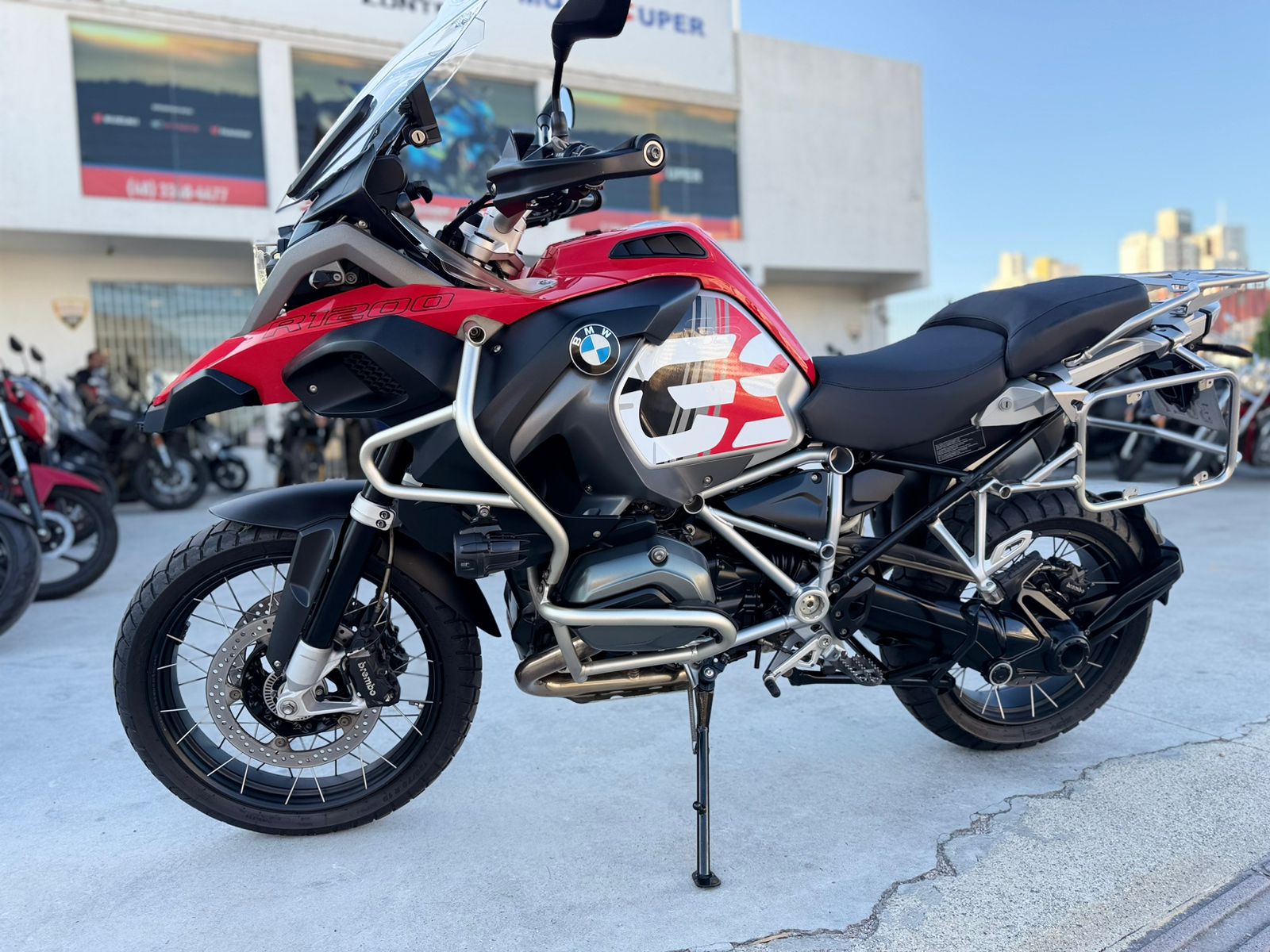 R 1200 GSA