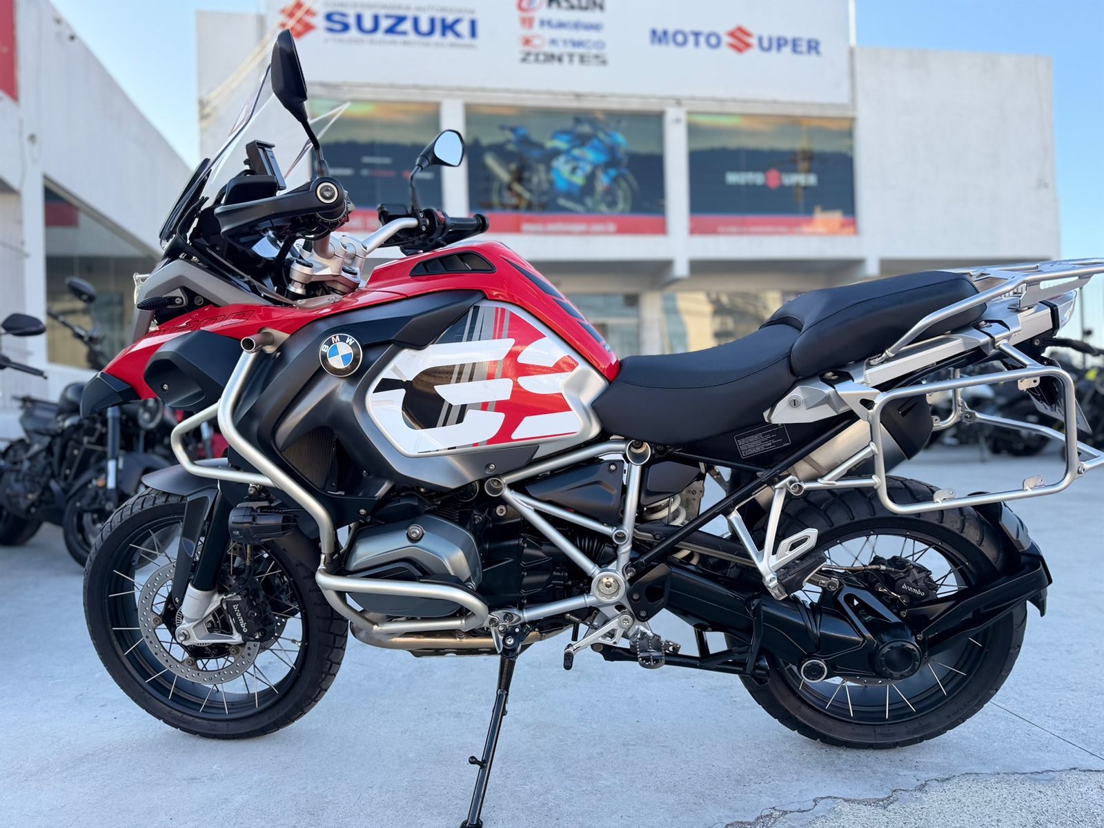 R 1200 GSA
