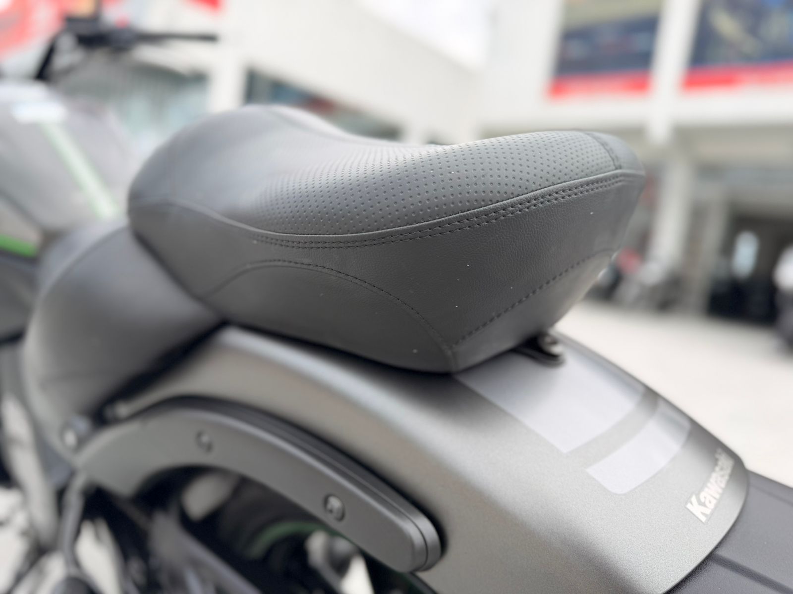 Vulcan 650S