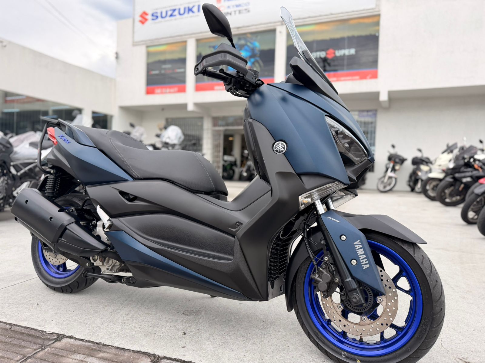 X max 250