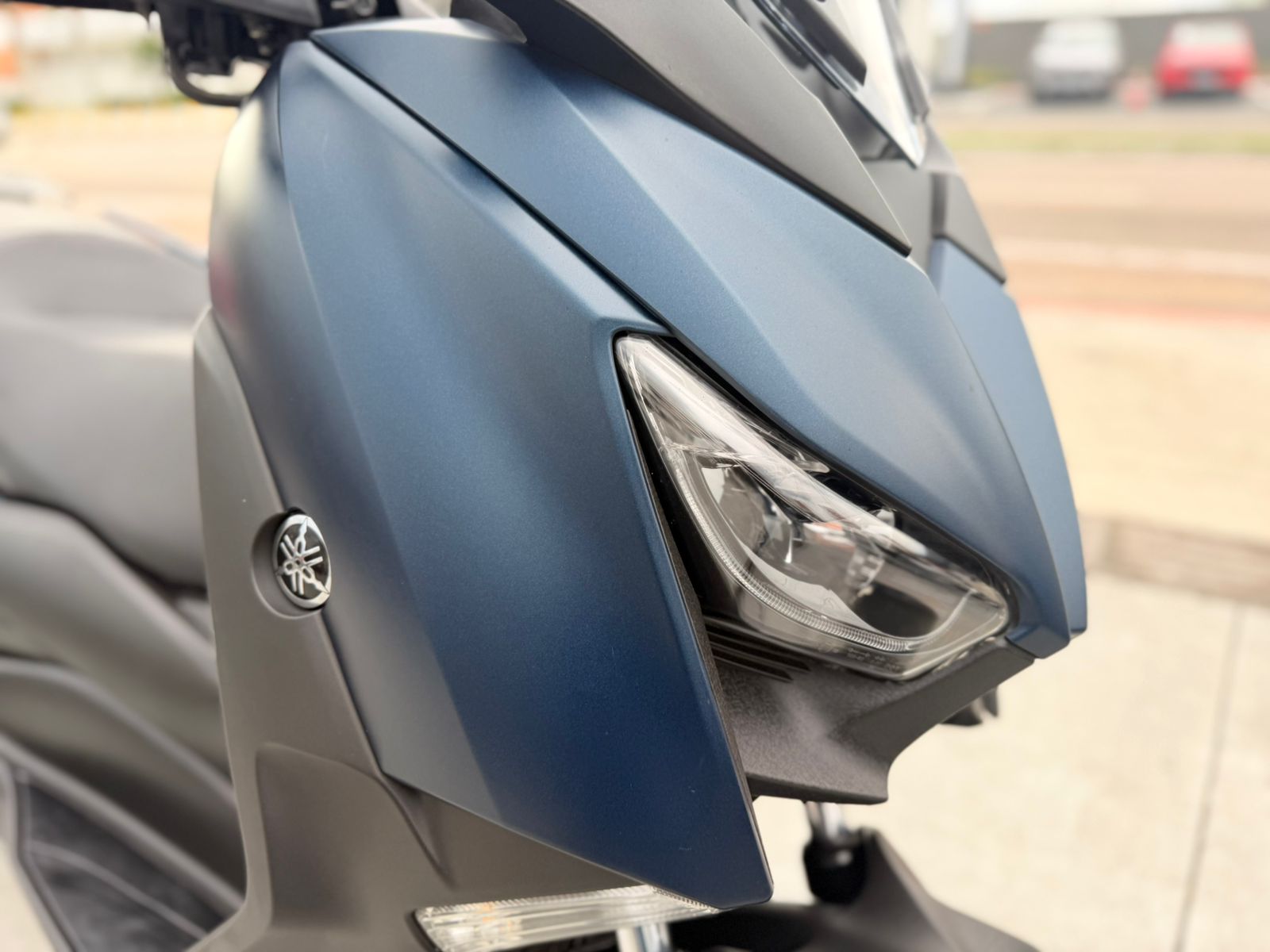 X max 250