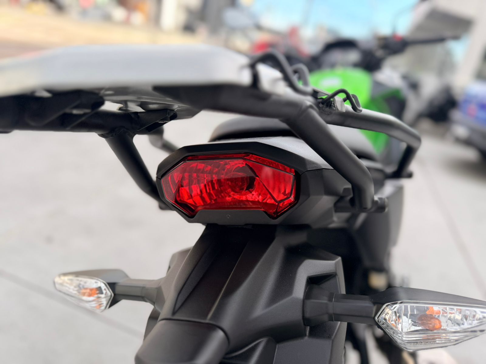 Versys X 300