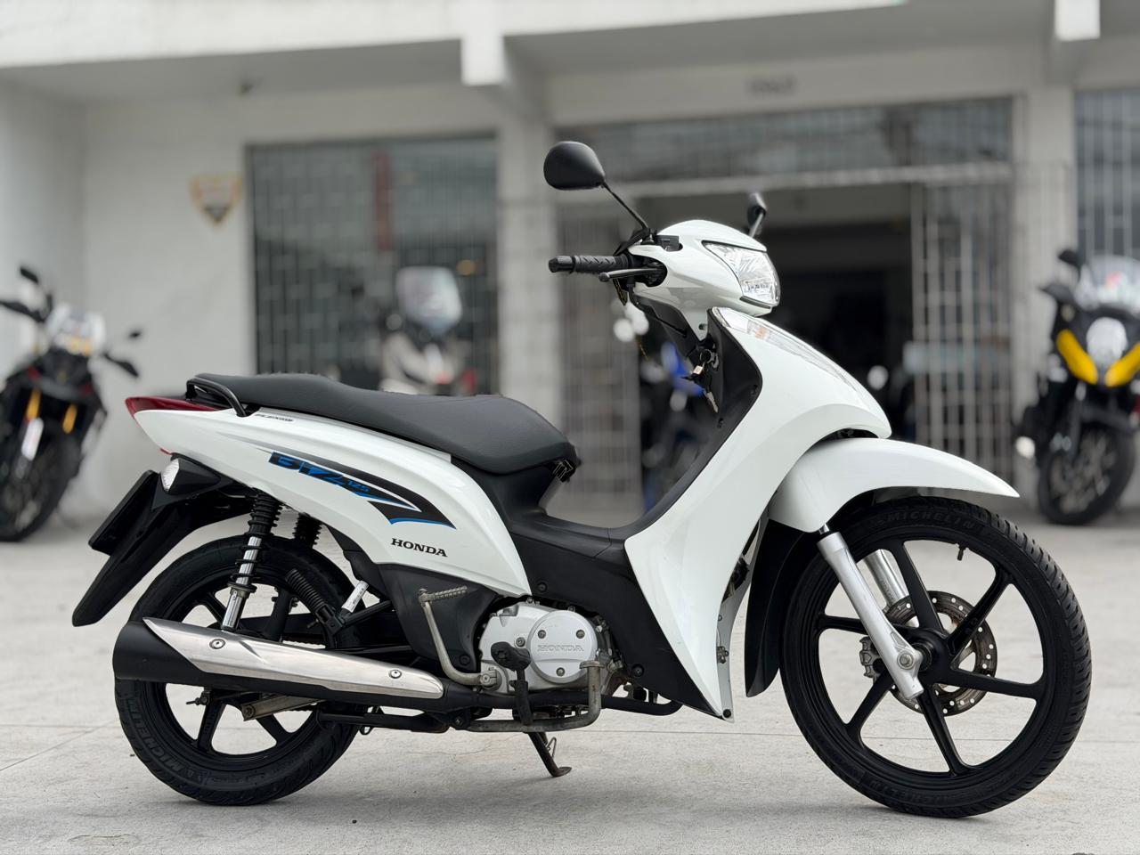 Biz 125 EX