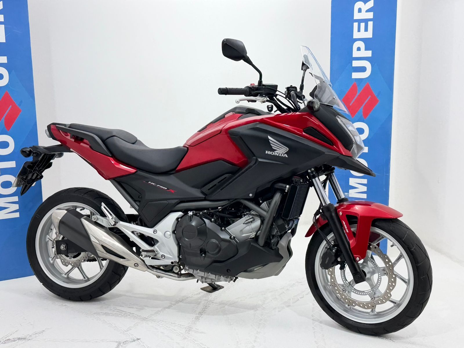 NC 750