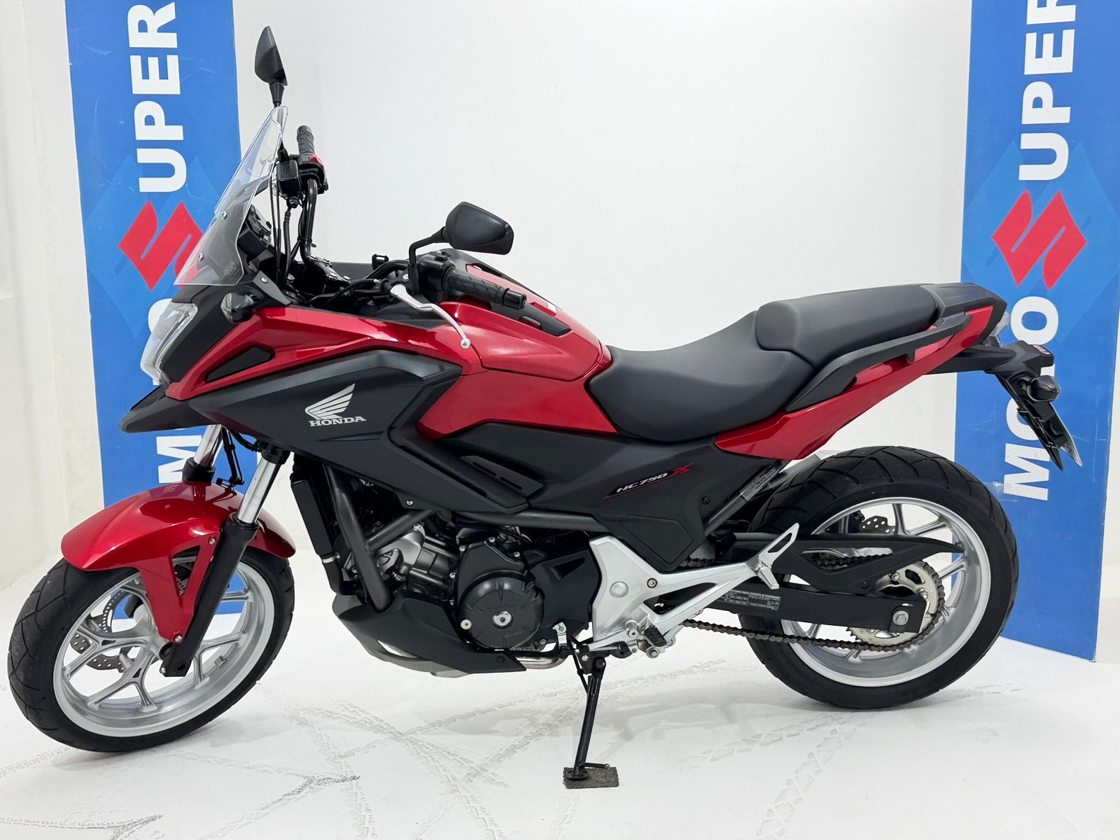 NC 750