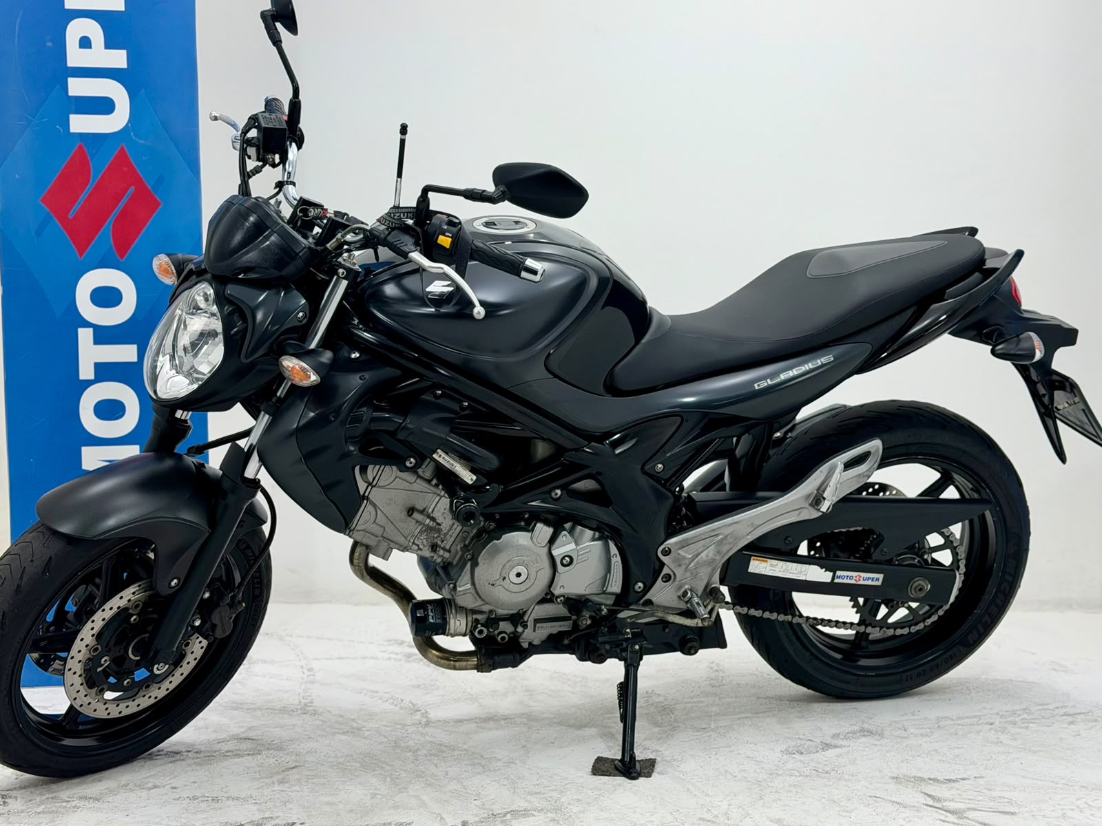Gladius 650