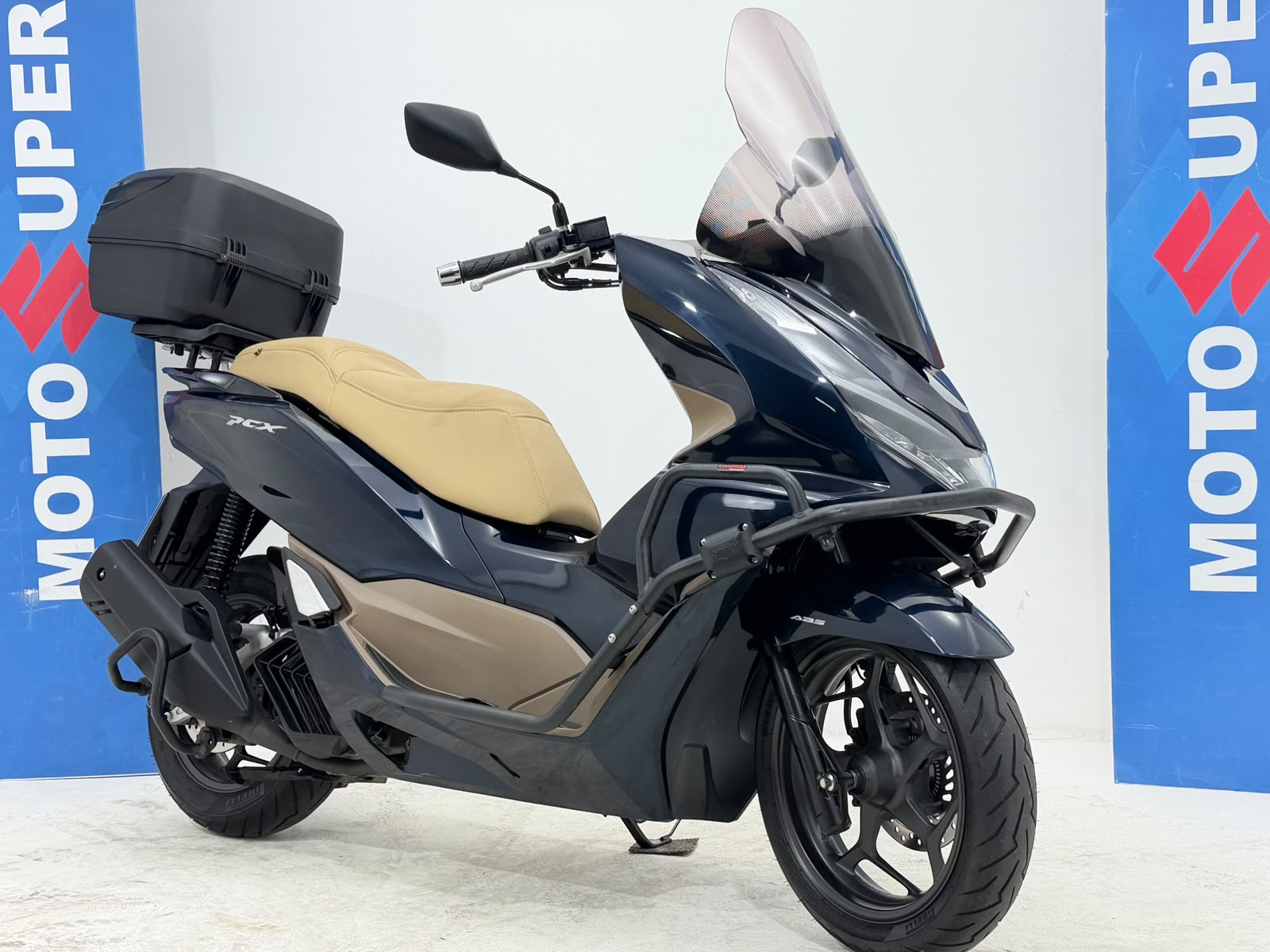 Pcx Dlx