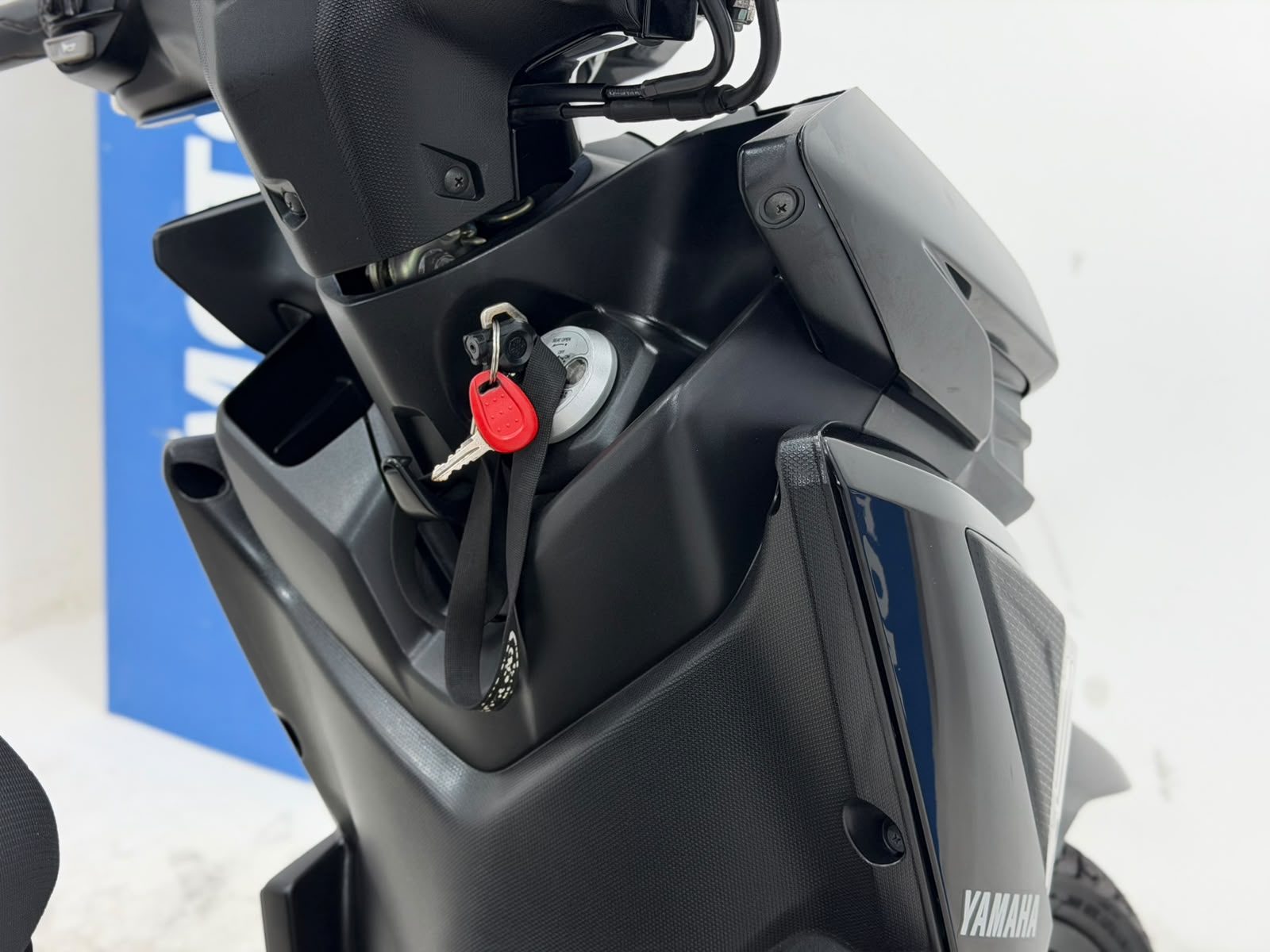 Neo 125 UBS