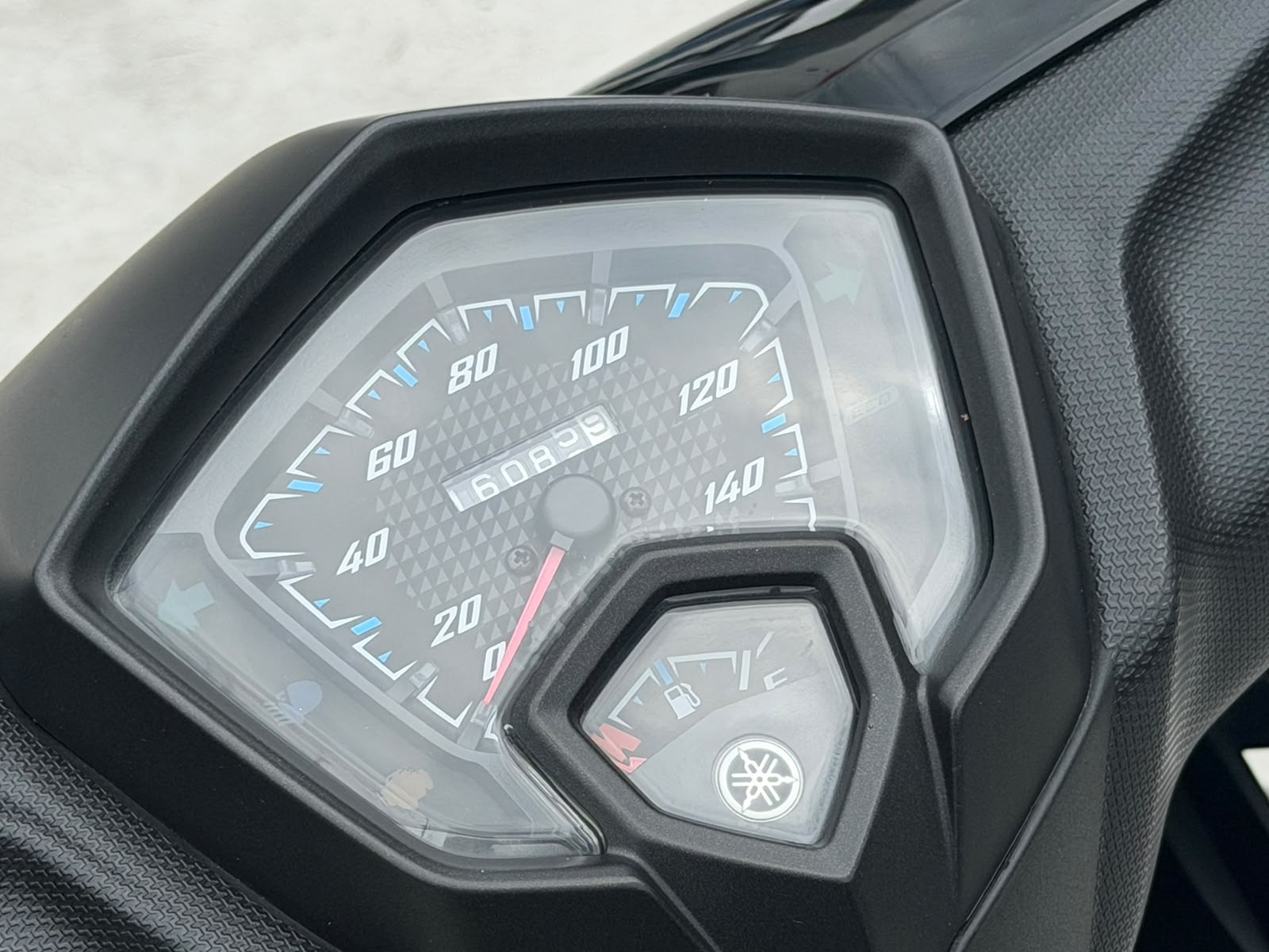 Neo 125 UBS