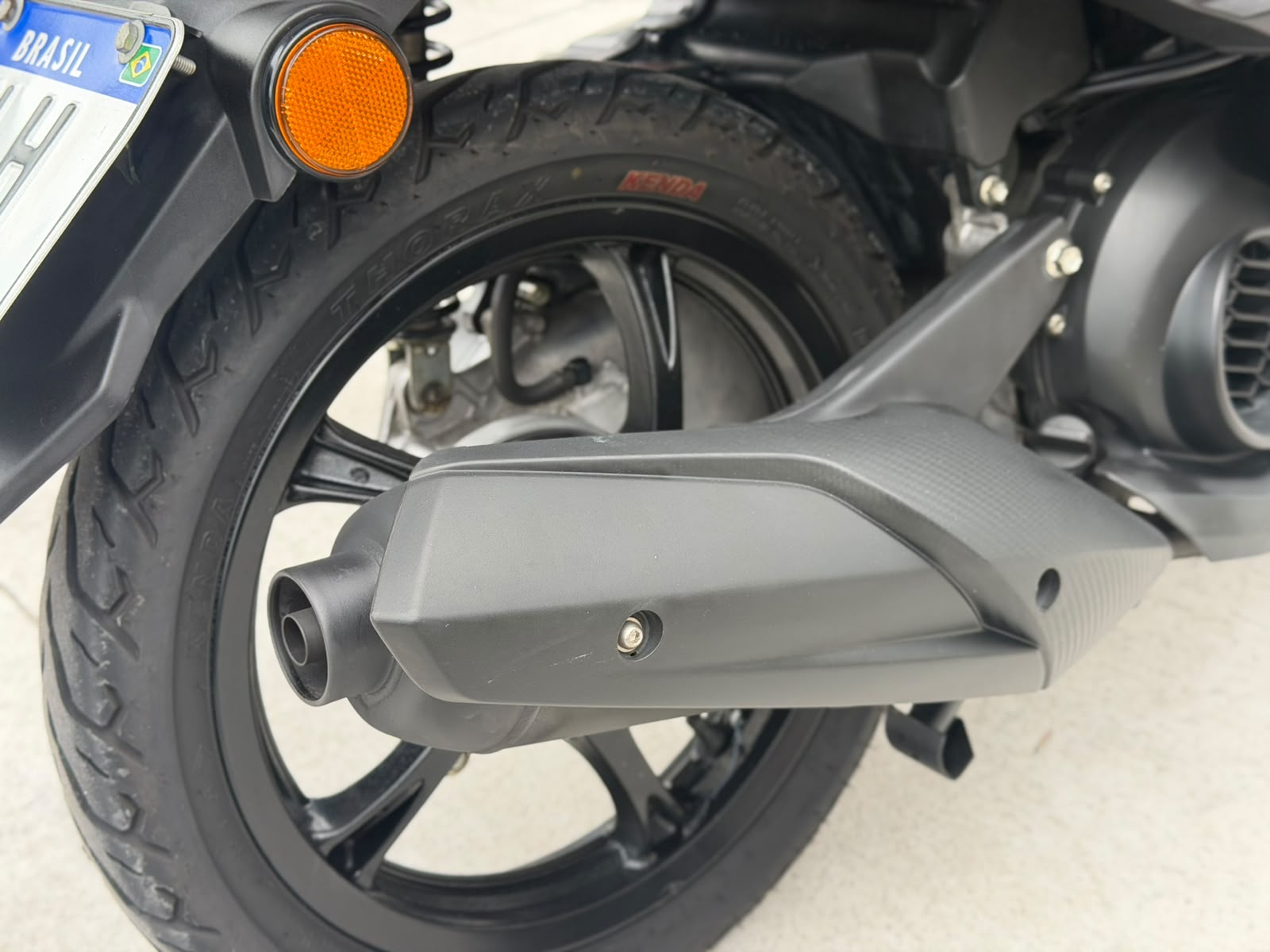 Neo 125 UBS